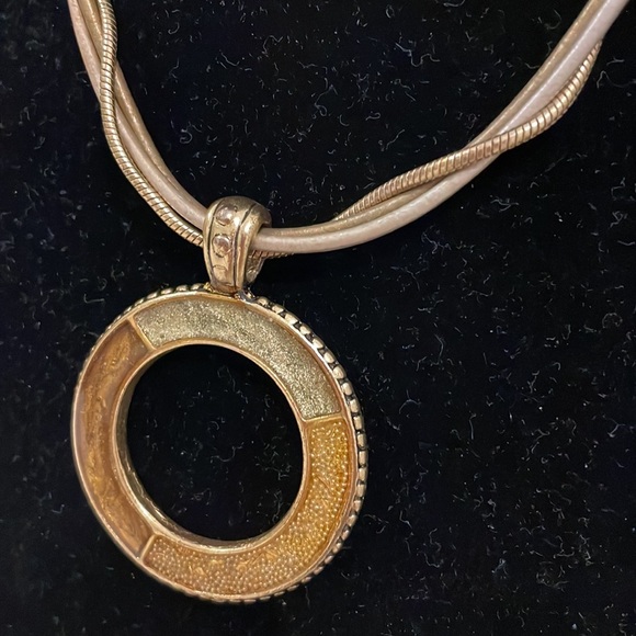 Laura Ashley Gold Tone Pendant Circle Statement Necklace - Picture 2 of 2